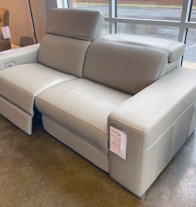Reclining Leather Sofas/Sectionals